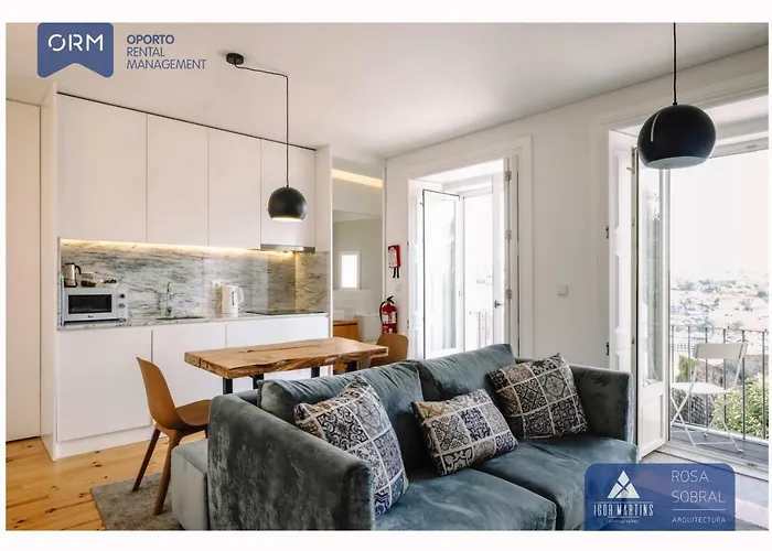 Apartment Orm - Virtudes *